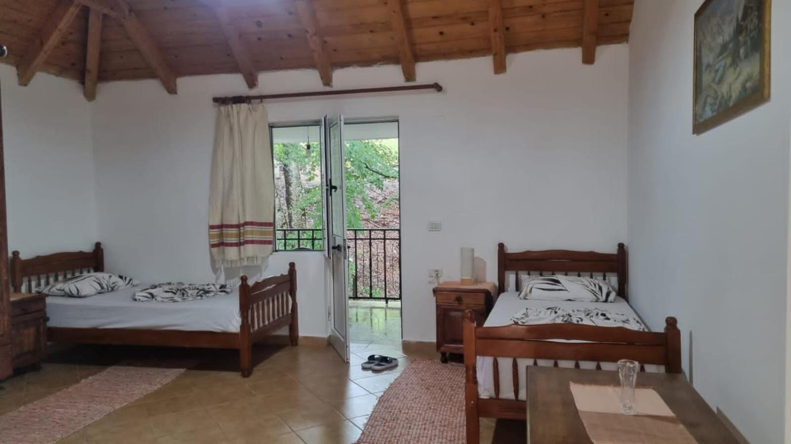 Bujtina Te Grima Hotell Theth